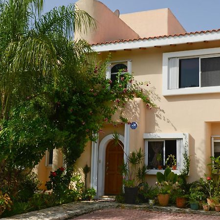 B&B Mom'S House Puerto Aventuras Exterior foto
